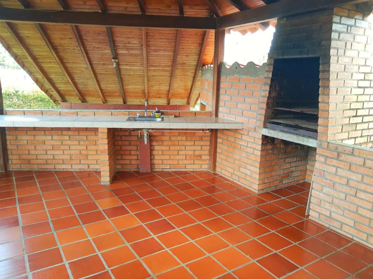 Casa Campestre Frente Acuarela -Mesa De Los Santos La Granja エクステリア 写真